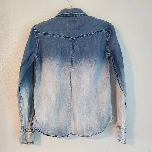Vintage American Eagle Shirt Womens Small Denim Pearl Snap Western‎ Fade Cowgirl - Picture 8 of 9